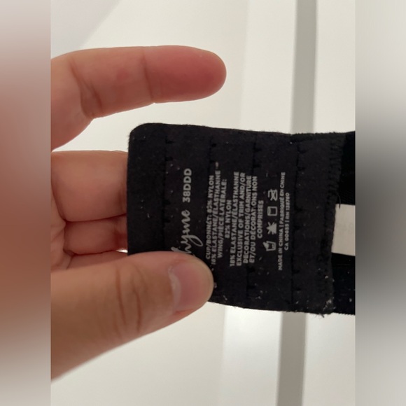 Thyme and maternity black nursing bra - Picture 2 of 4